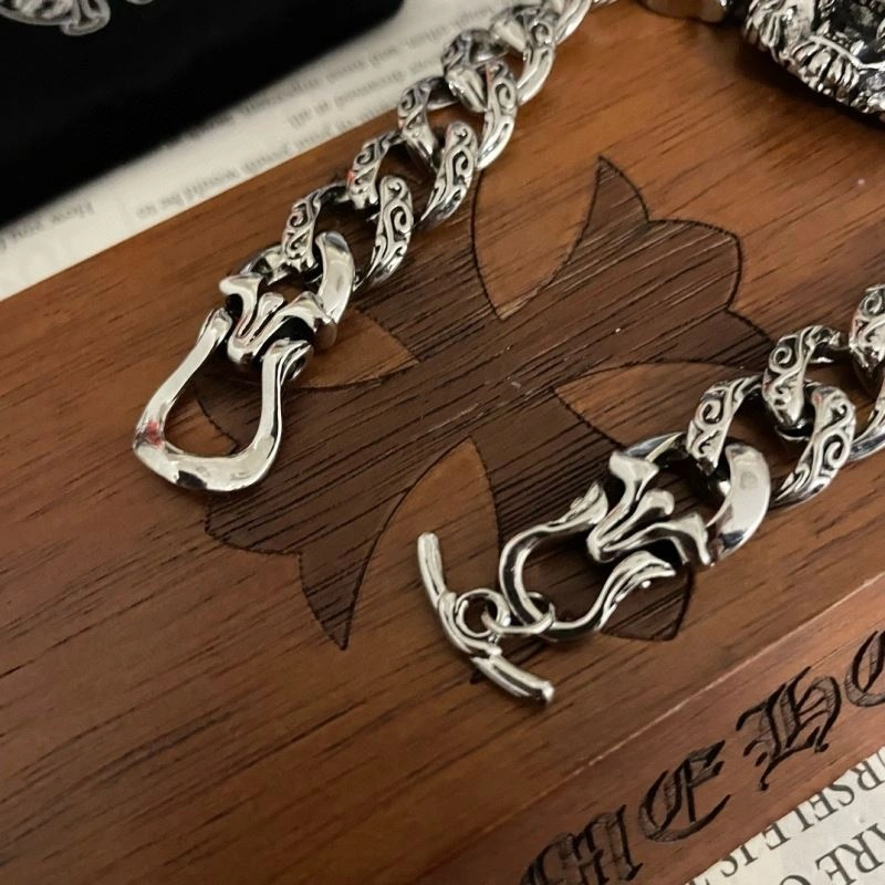 Stylish Chrxmx Hxxrts Bracelets 301510
