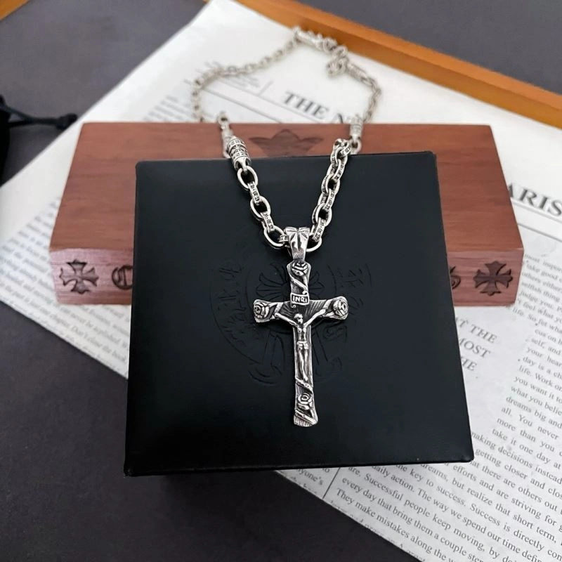 Sleek Chrxmx Hxxrts Necklaces 301031