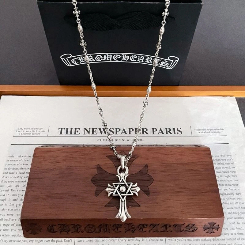 StreetReady Chrxmx Hxxrts Necklaces 301032