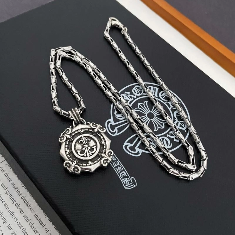 Breathable Chrxmx Hxxrts Necklaces 301033