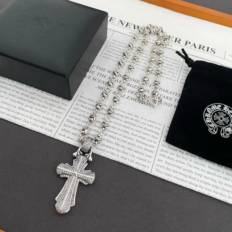 Versatile Chrxmx Hxxrts Necklaces 301027