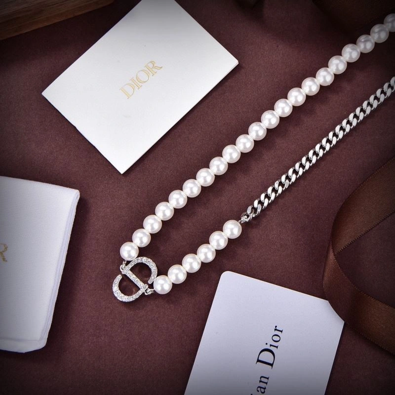 Timeless Christian Dxxr Necklaces 295115