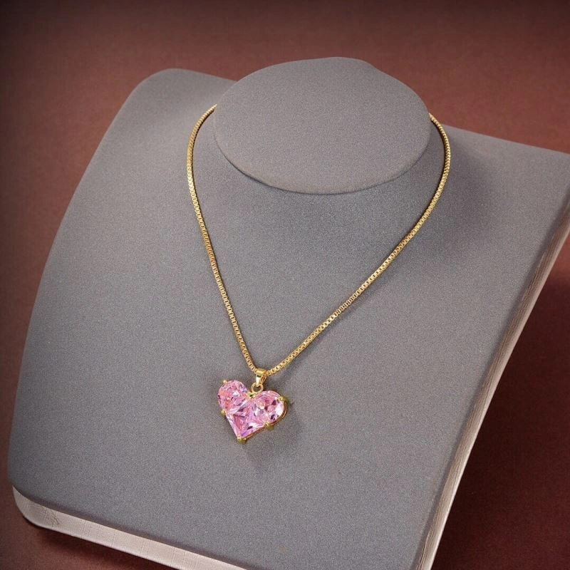 HighQuality Cxlxne Necklaces 283800