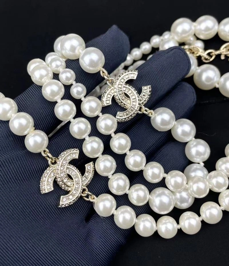 Practical Chxnxl Brooches 292840