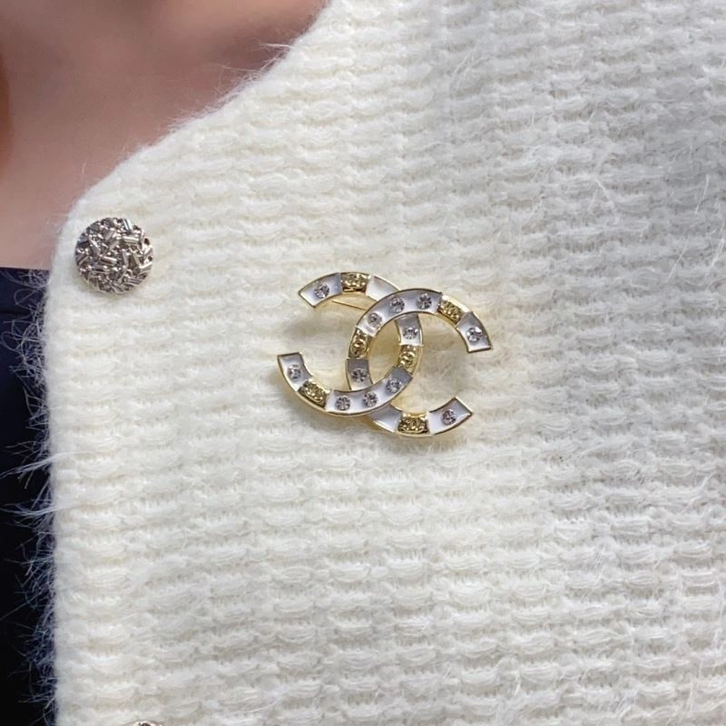 Affordable Chxnxl Brooches 292831