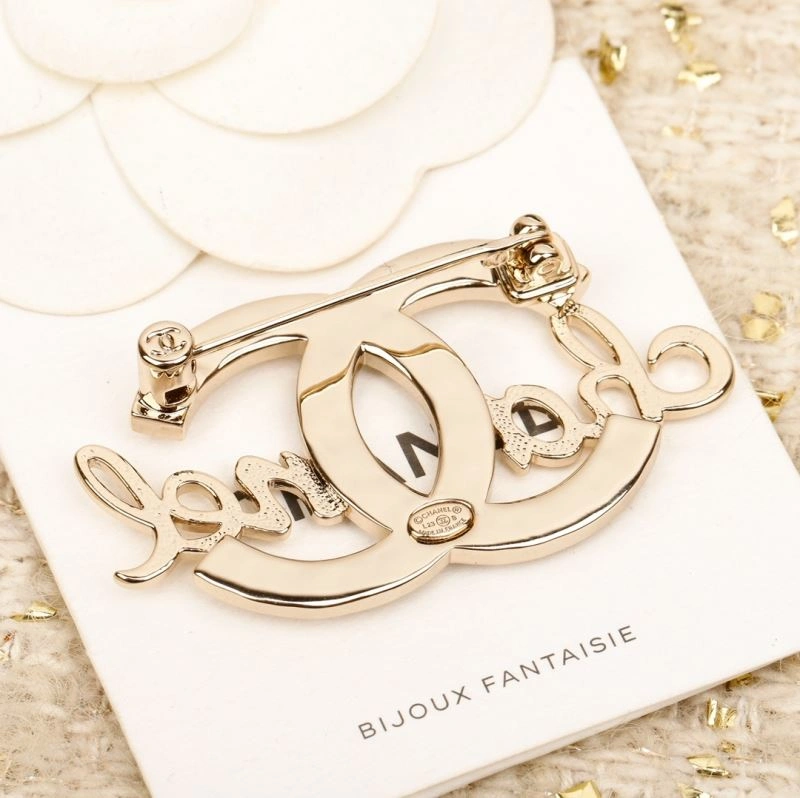 ModernLook Chxnxl Brooches 292828