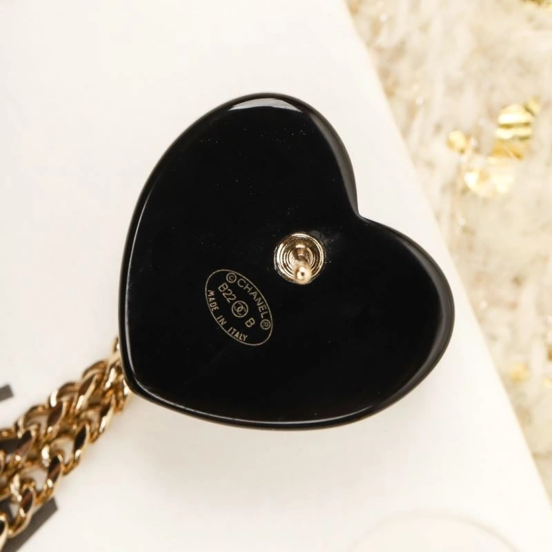 Breathable Chxnxl Earrings 291783