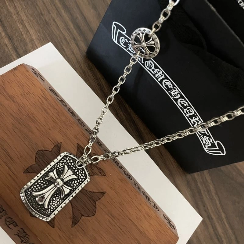 Breathable Chrxmx Hxxrts Necklaces 301023