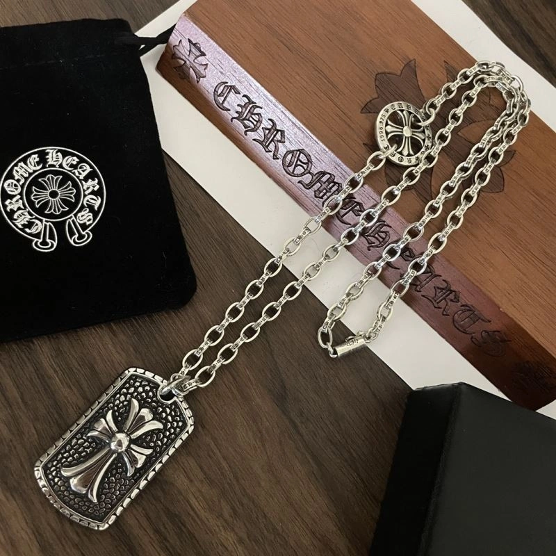 Breathable Chrxmx Hxxrts Necklaces 301023