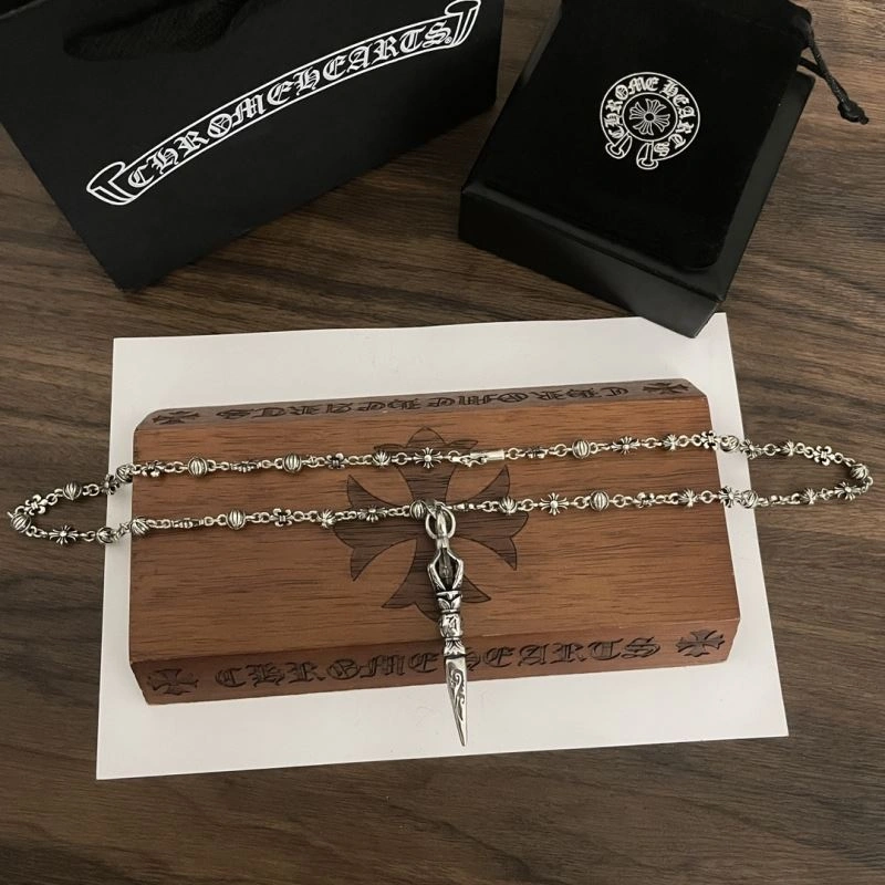 Compact Chrxmx Hxxrts Necklaces 301004