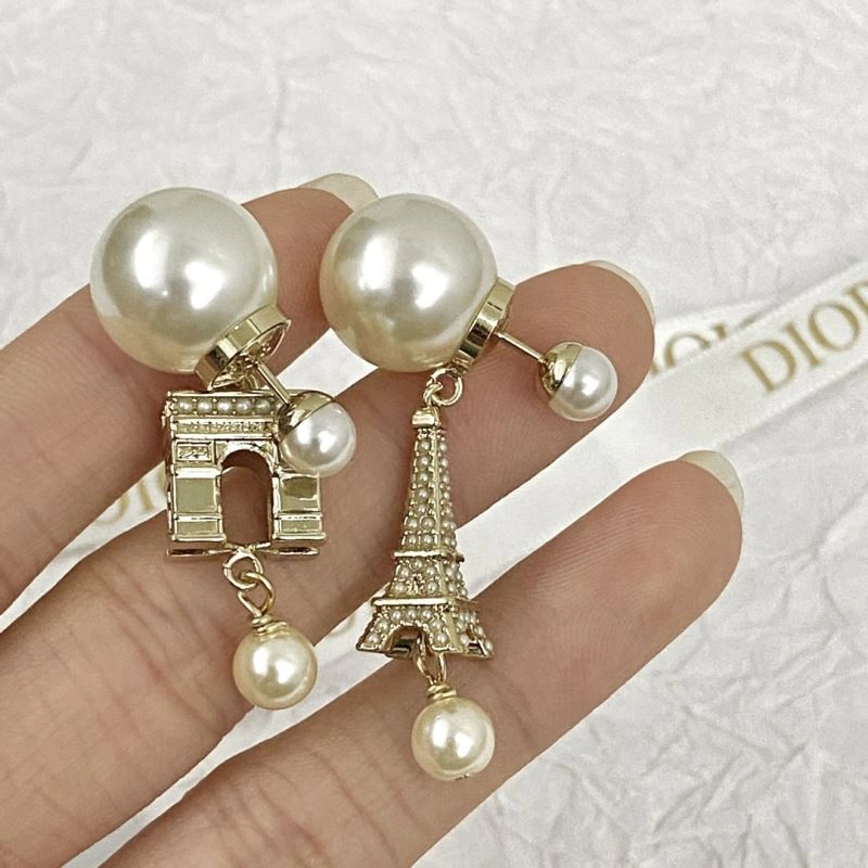 Resilient Christian Dxxr Earrings 295381