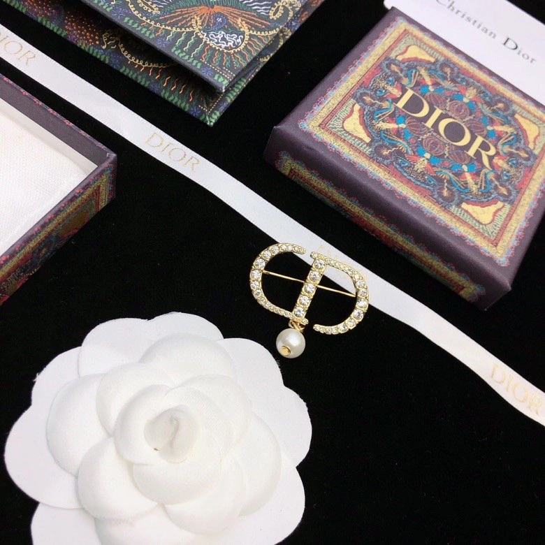 Affordable Christian Dxxr Brooches 295453