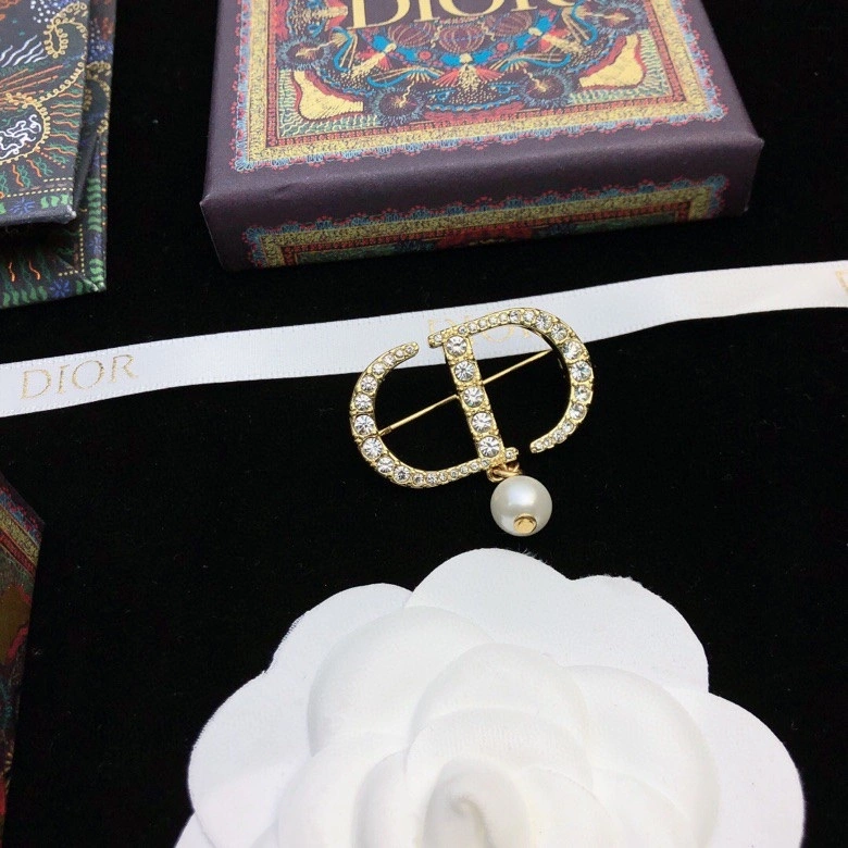 Affordable Christian Dxxr Brooches 295453
