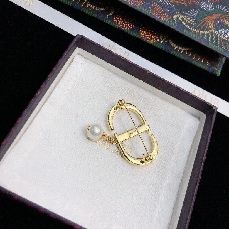 Affordable Christian Dxxr Brooches 295453