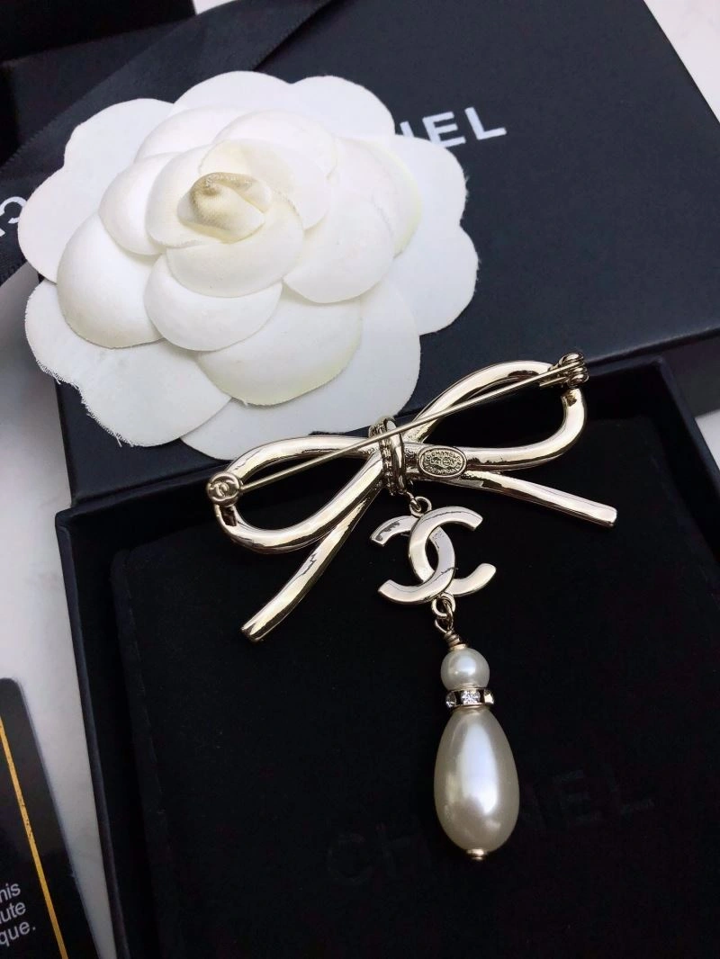 TopPick Chxnxl Brooches 292825