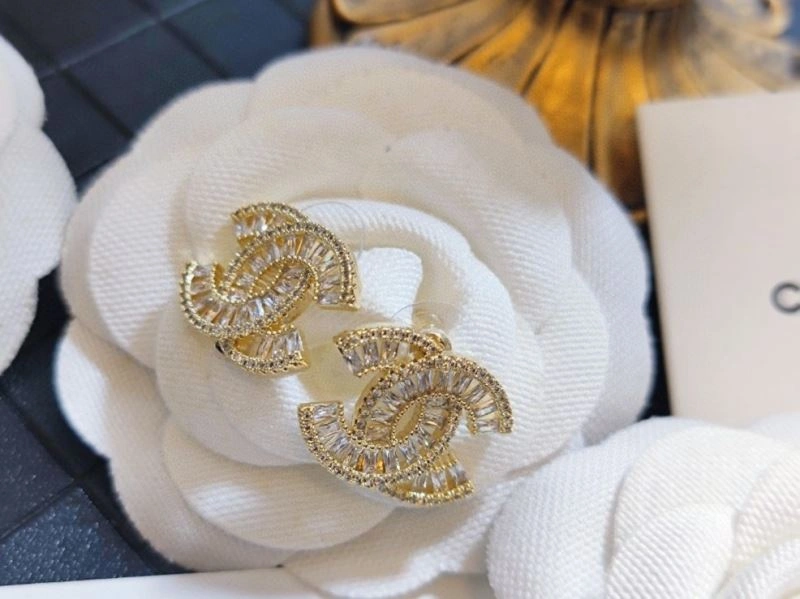 Stylish Chxnxl Earrings 291777
