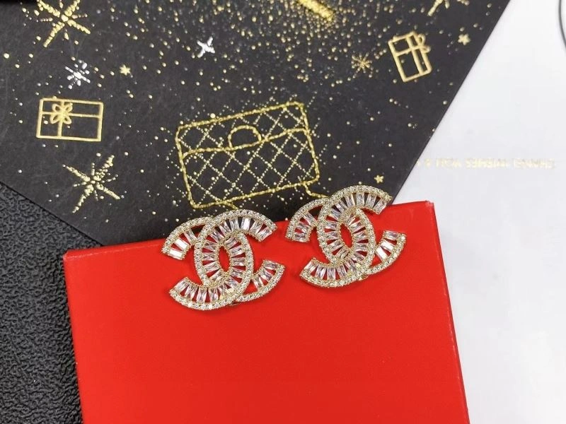 Stylish Chxnxl Earrings 291777