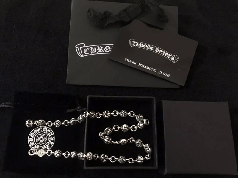 Chrxmx Hxxrts Necklaces EyeCatching 301011