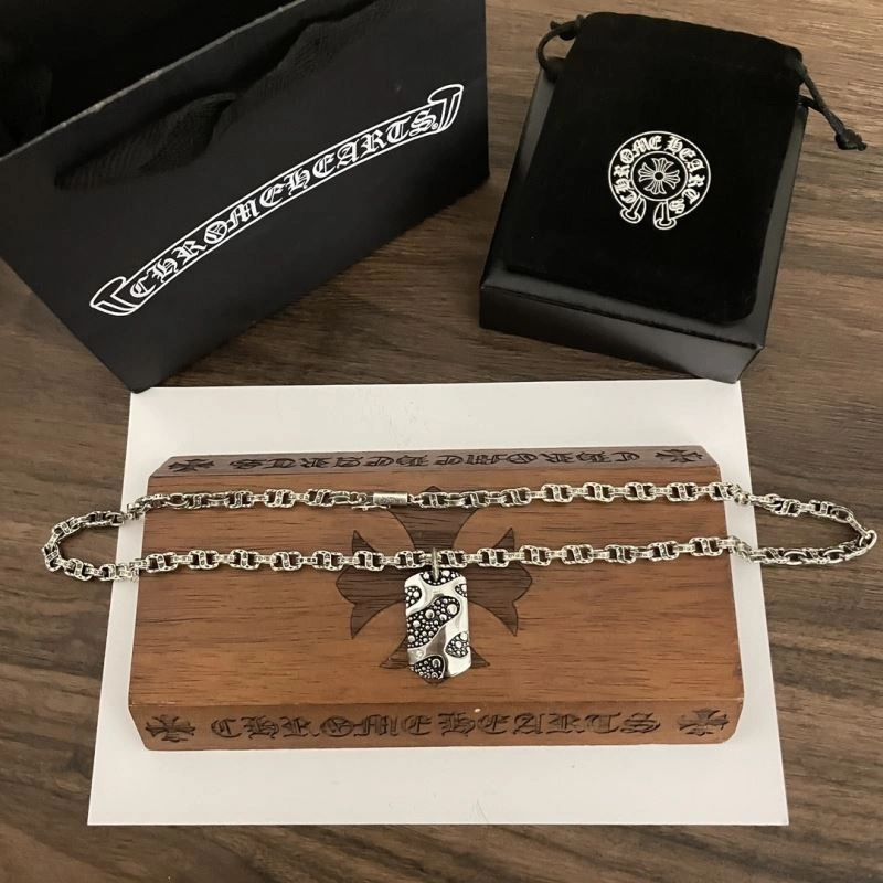 Chrxmx Hxxrts Necklaces Minimalist 301014