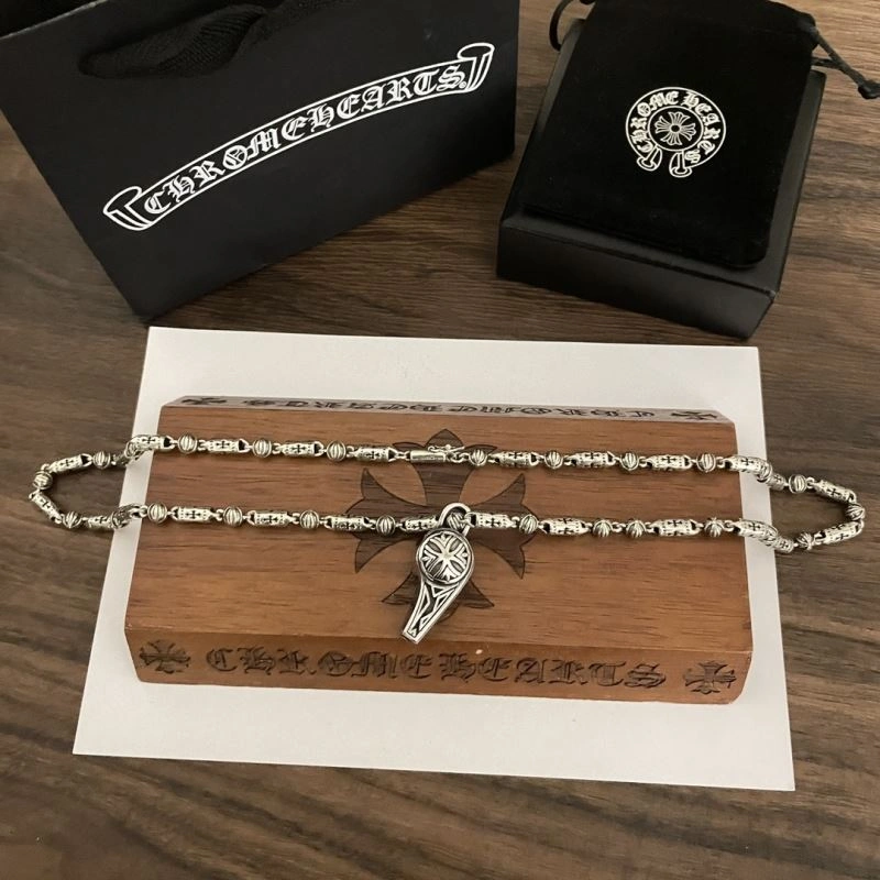 WellDesigned Chrxmx Hxxrts Necklaces 301002
