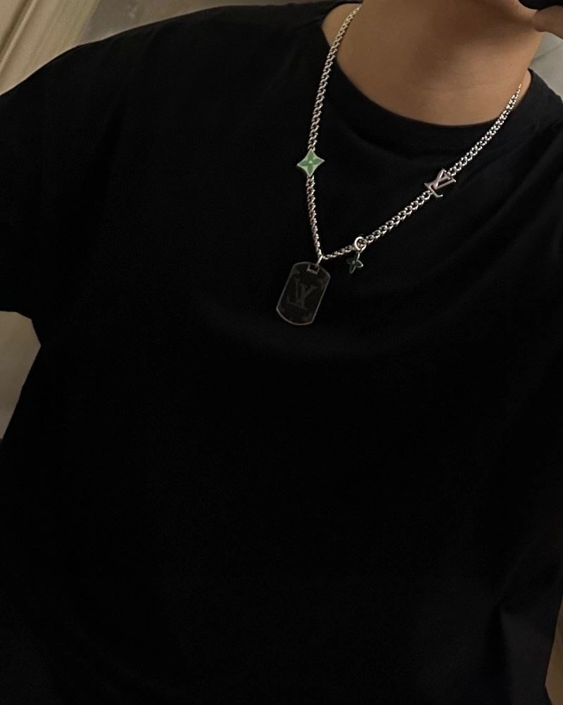 Comfortable LX Necklaces 311526