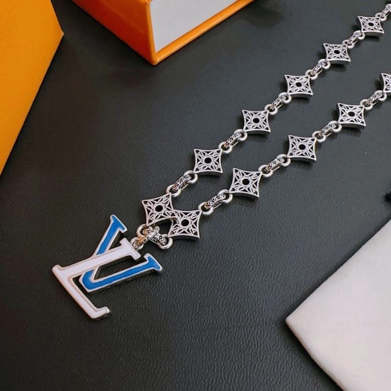 Fashionable LX Necklaces 311516