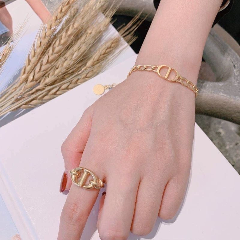 UrbanStyle Christian Dxxr Bracelets 295528