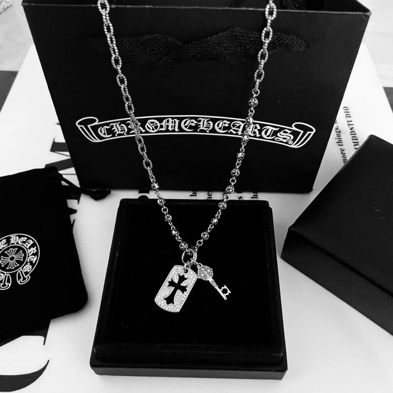 Chrxmx Hxxrts Necklaces Sleek 301021