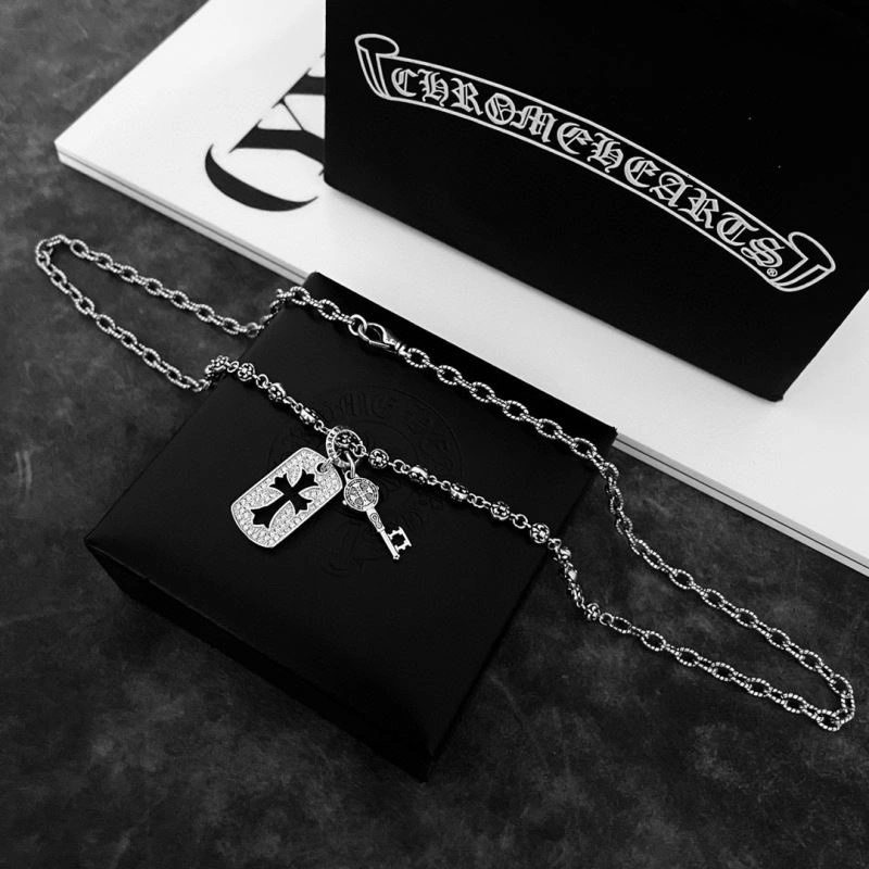 Chrxmx Hxxrts Necklaces Sleek 301021