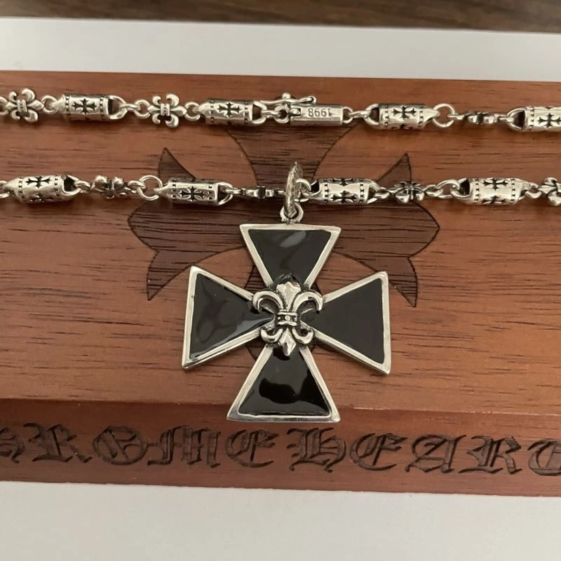 Chrxmx Hxxrts Necklaces Classic 301013
