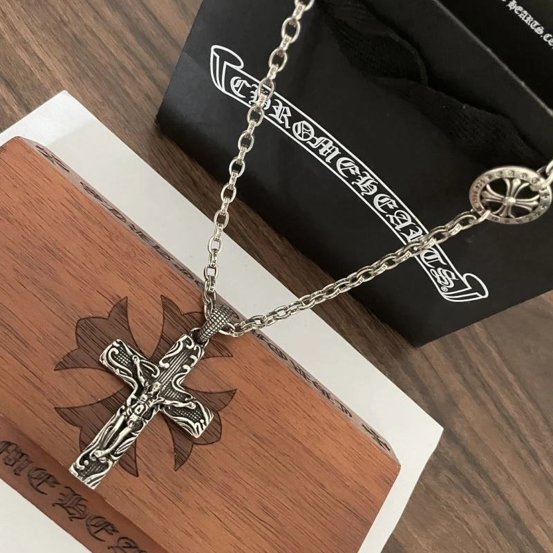 SmartChoice Chrxmx Hxxrts Necklaces 301007