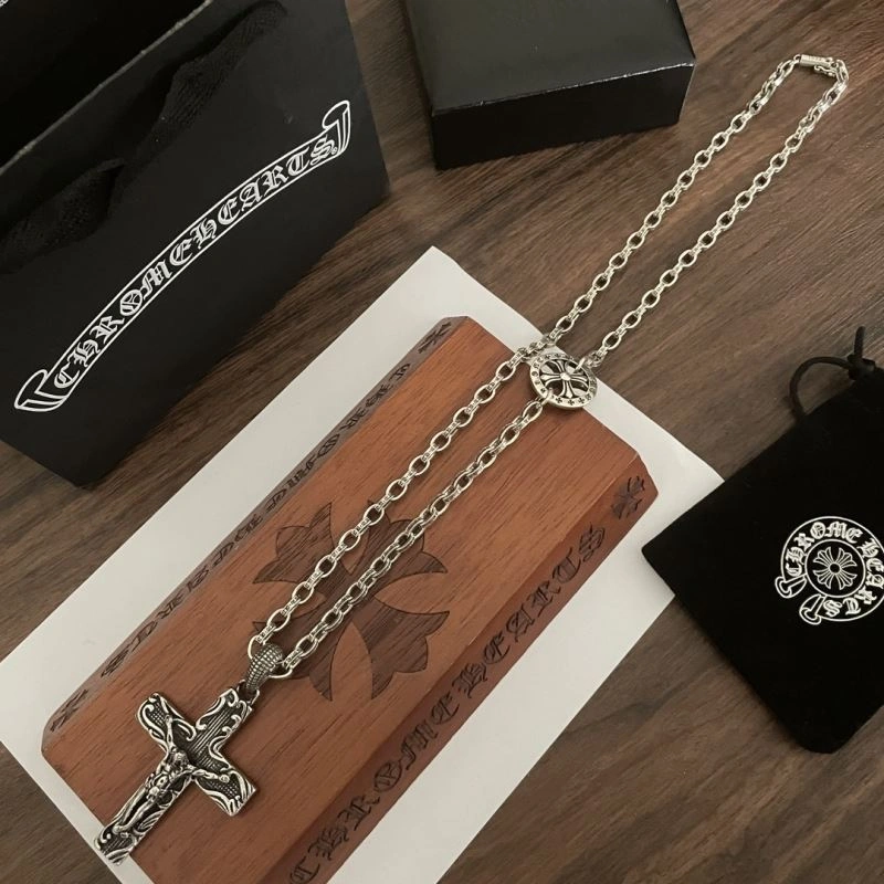 SmartChoice Chrxmx Hxxrts Necklaces 301007