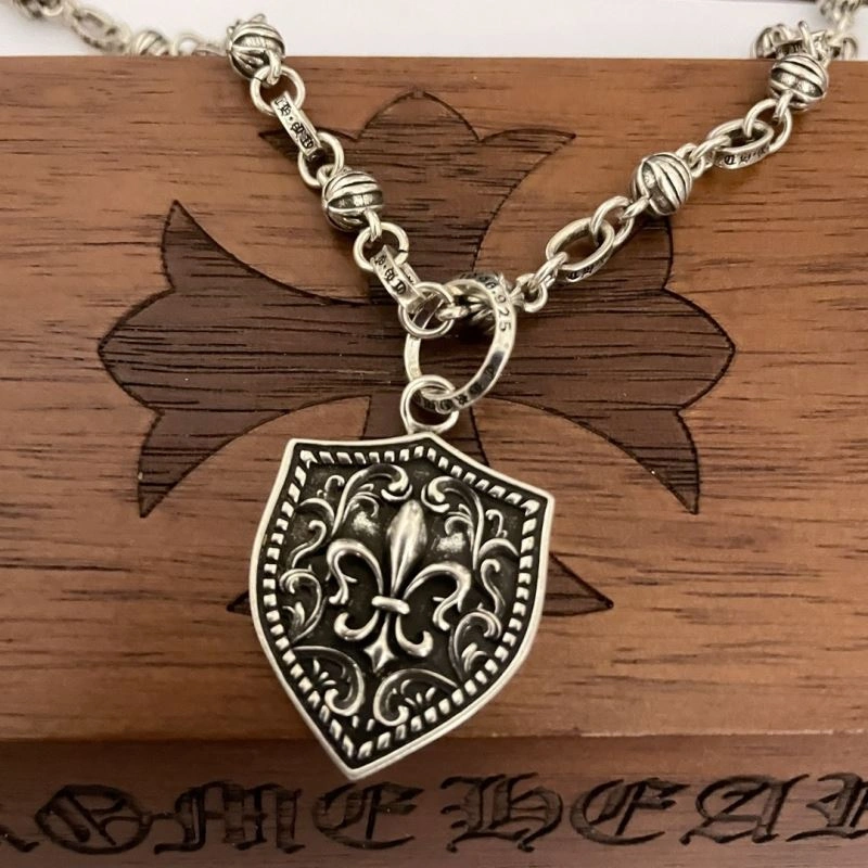 Trendy Chrxmx Hxxrts Necklaces 301009