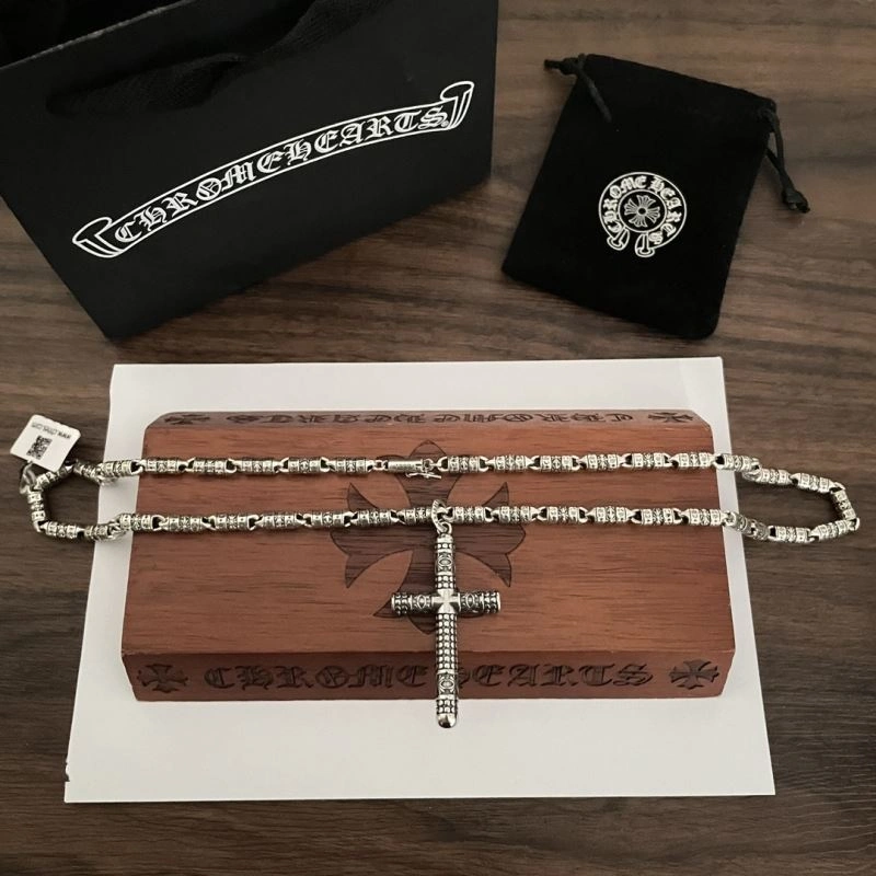 DailyWear Chrxmx Hxxrts Necklaces 301000