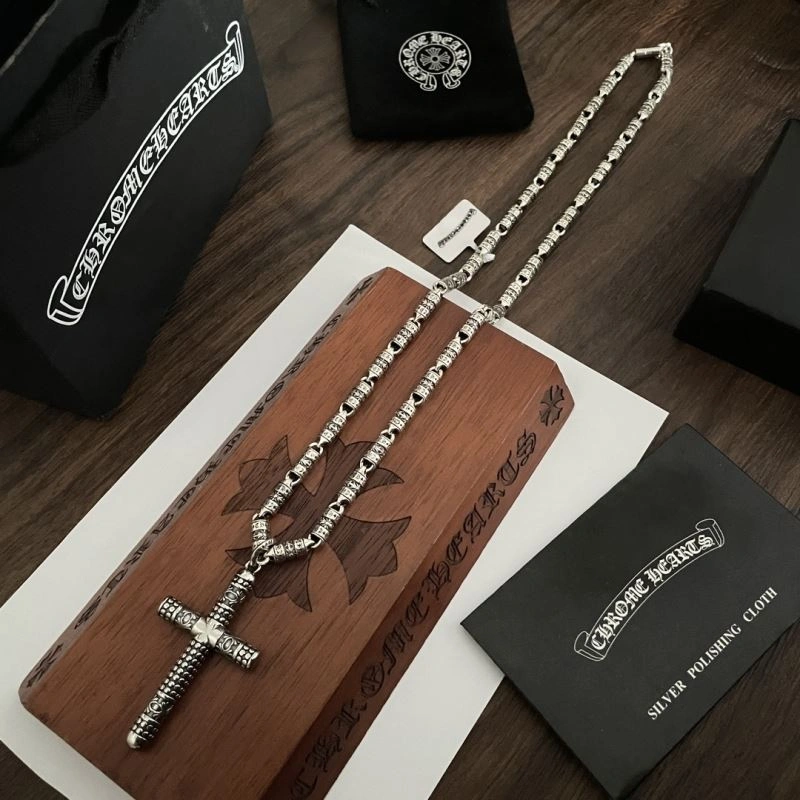 DailyWear Chrxmx Hxxrts Necklaces 301000