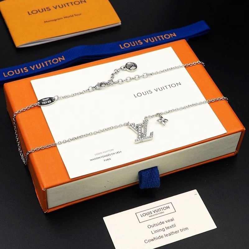 Reliable LX Necklaces 311517