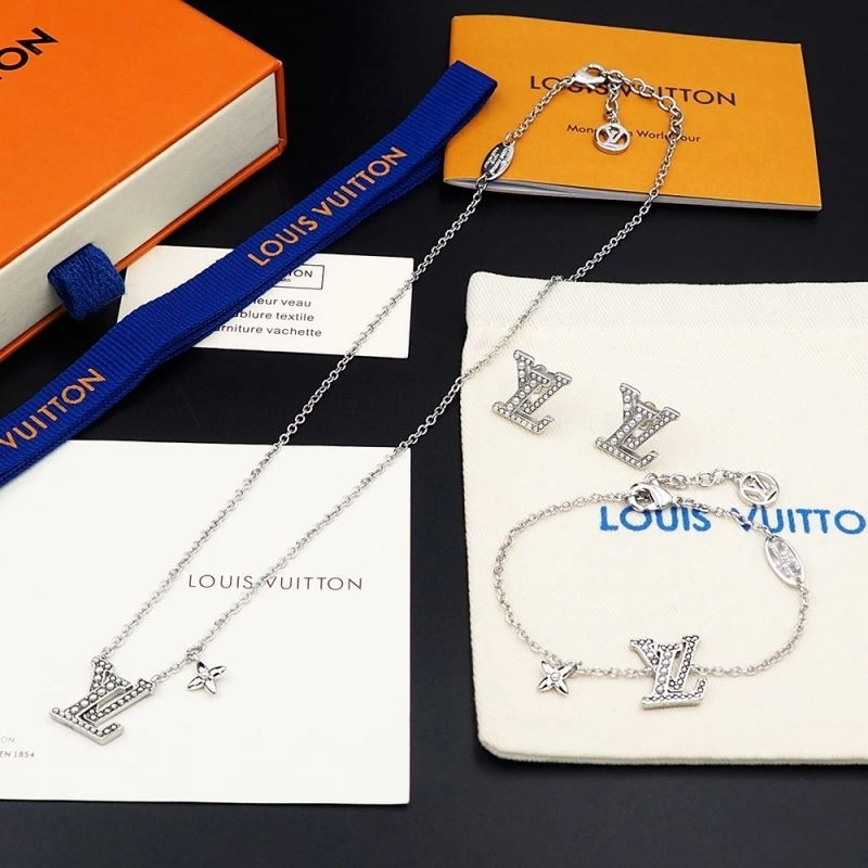Reliable LX Necklaces 311517