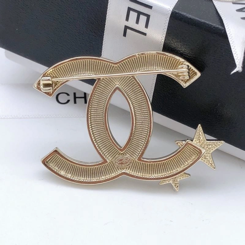 Affordable Chxnxl Brooches 292800