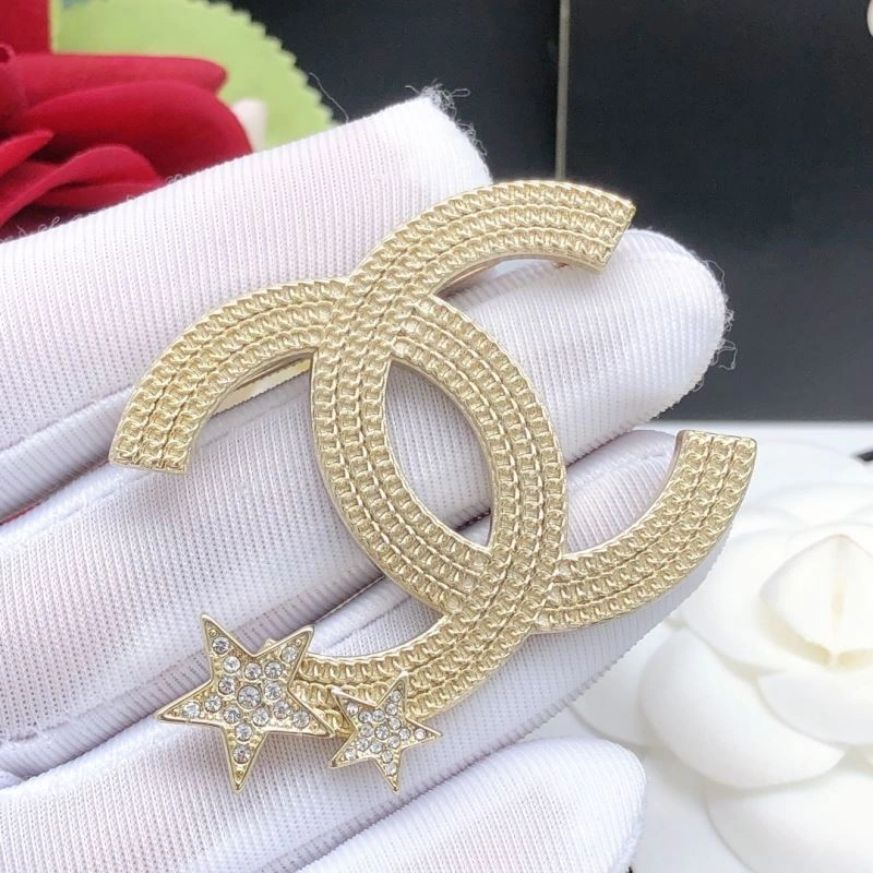 Affordable Chxnxl Brooches 292800