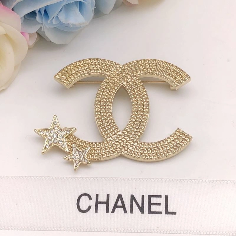 Affordable Chxnxl Brooches 292800