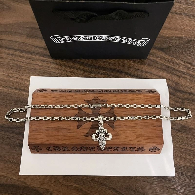 Chrxmx Hxxrts Necklaces AllSeason 300989