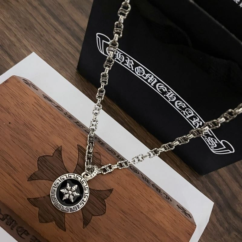 Chrxmx Hxxrts Necklaces Breathable 300963