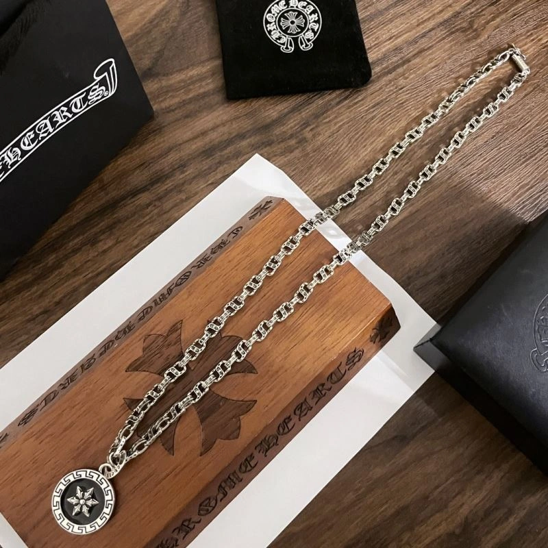 Chrxmx Hxxrts Necklaces Breathable 300963