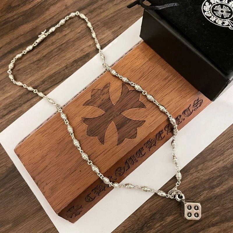 Comfortable Chrxmx Hxxrts Necklaces 300959