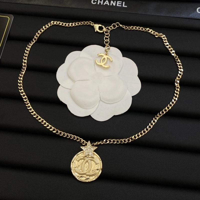 Timeless Chxnxl Brooches 292798