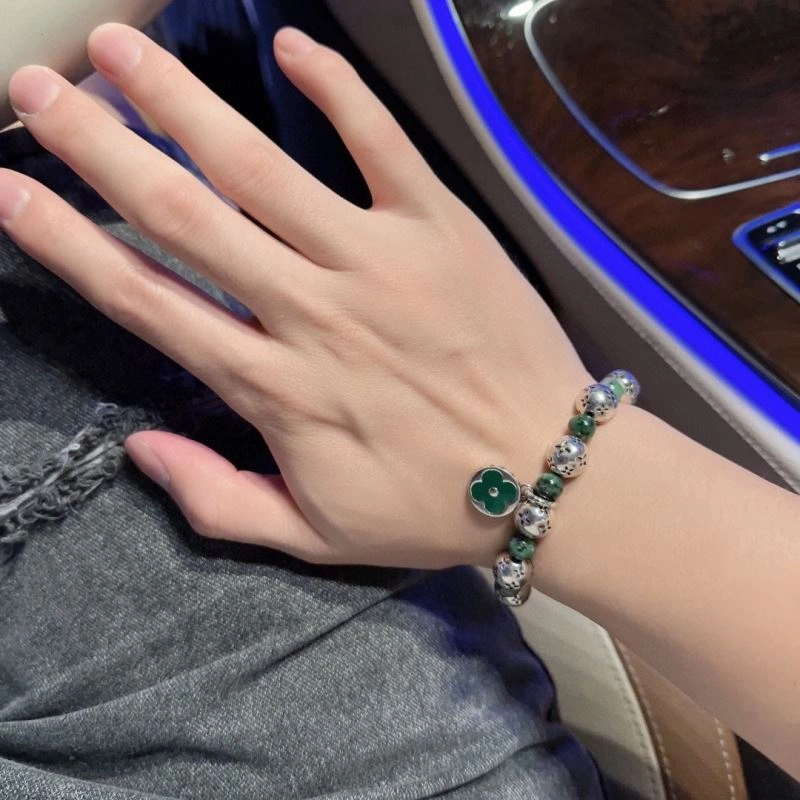 LX Bracelets Fashionable 311973