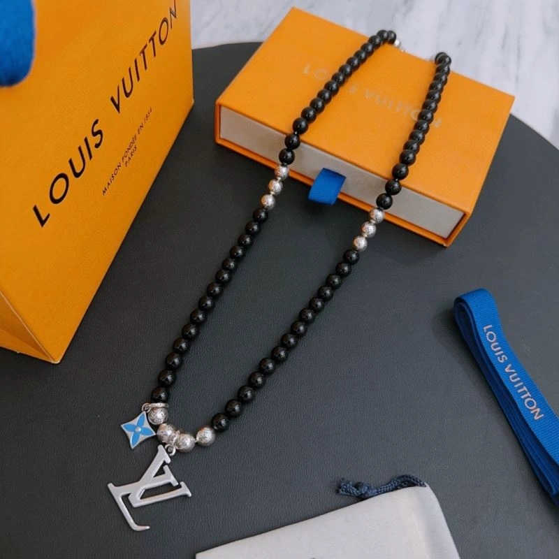 Refined LX Necklaces 311511