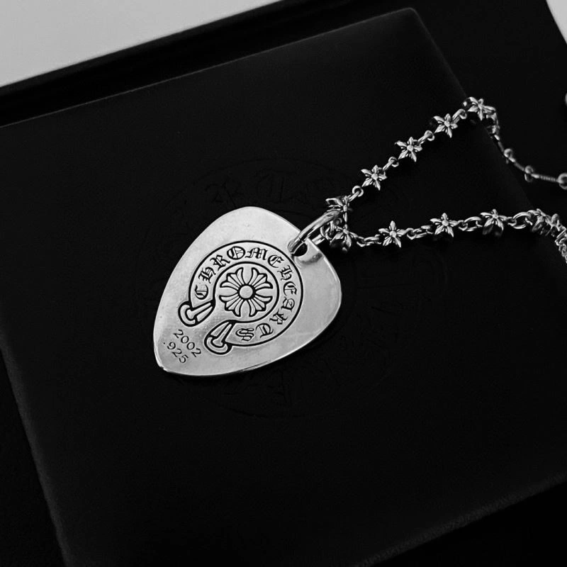Fashionable Chrxmx Hxxrts Necklaces 300962