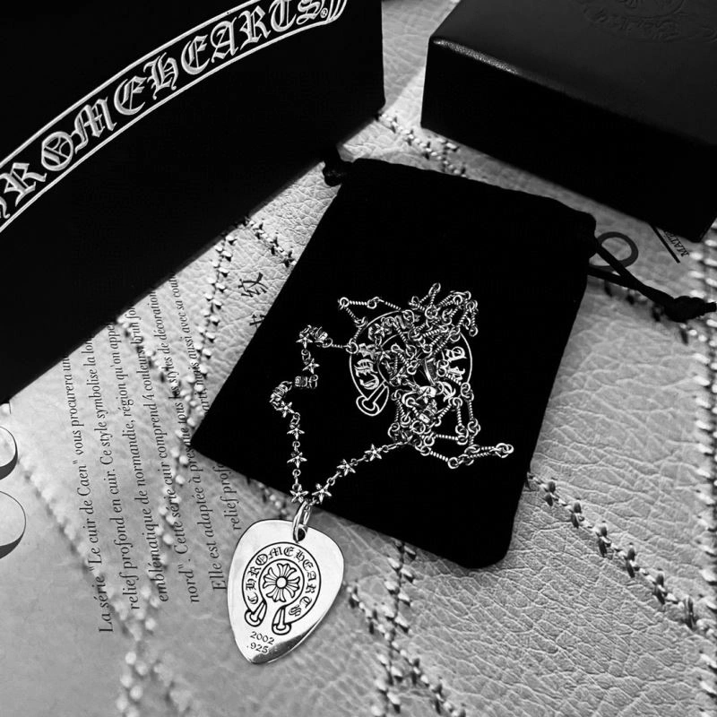 Fashionable Chrxmx Hxxrts Necklaces 300962