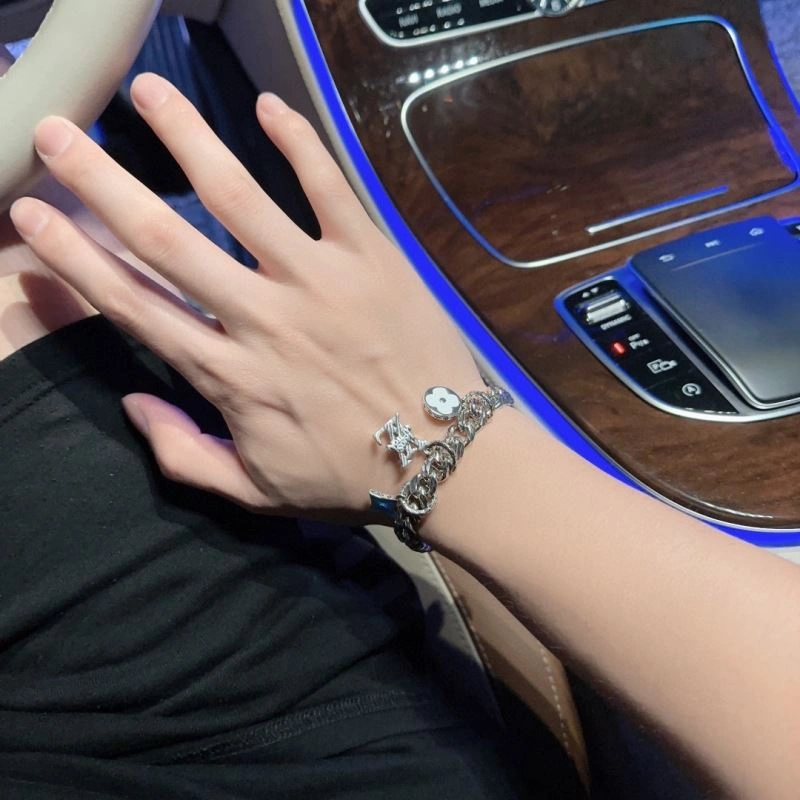 Sophisticated LX Bracelets 311962